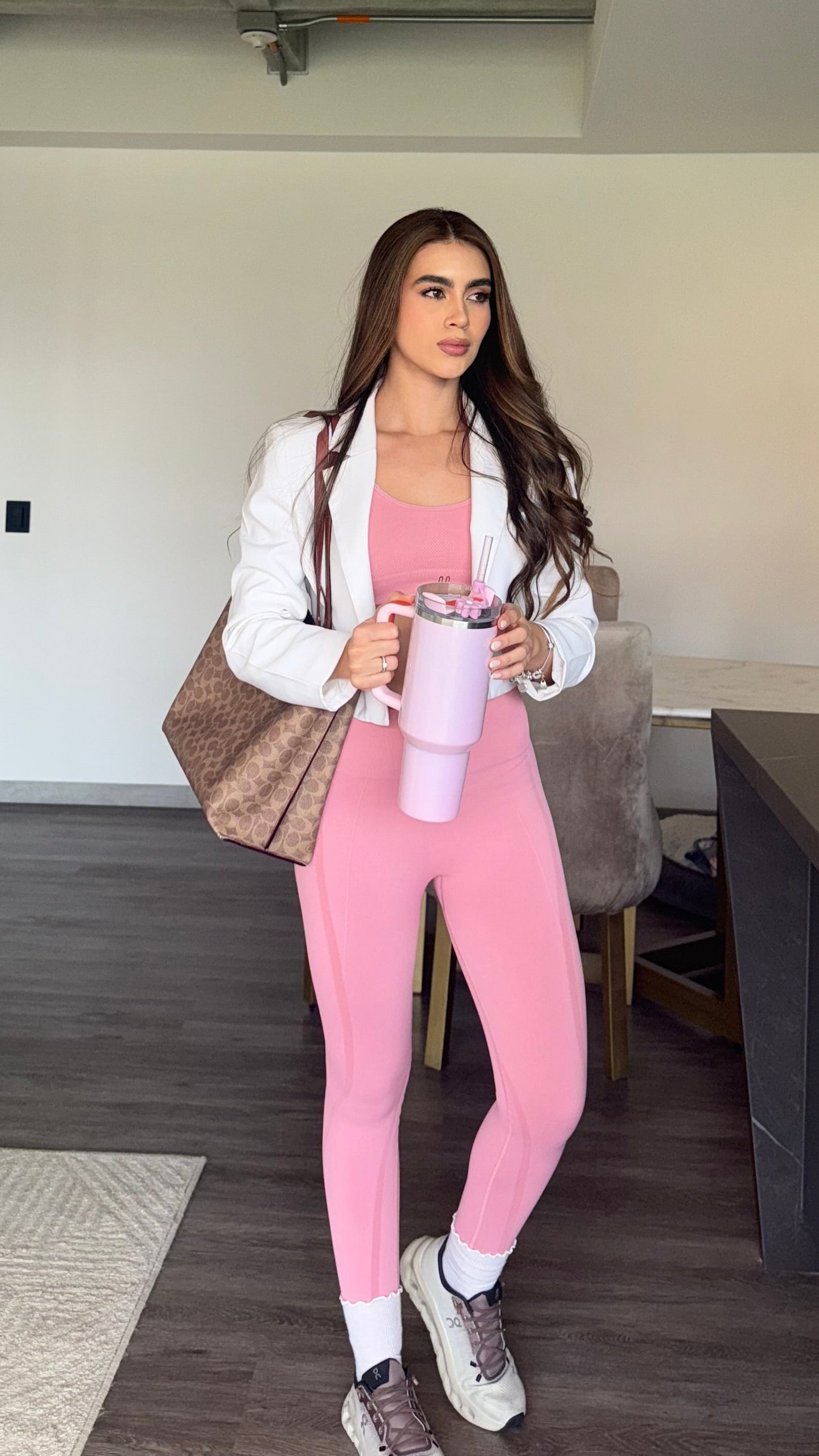 DEPORTIVO SEAMLESS PANTALON LARGO